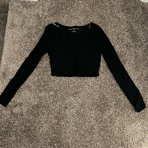 Aeropostale long sleeve crop